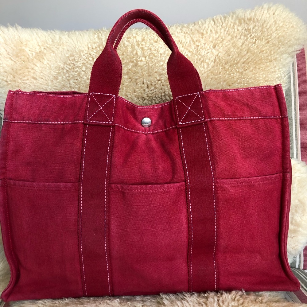 💝🎁ONE DAY SALE!! Beautiful Auth. Hermes Bag!😉💕